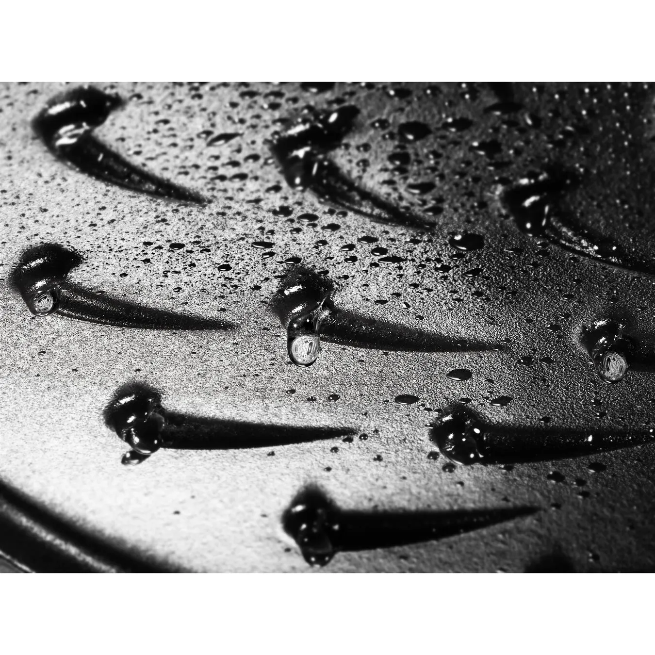 Staub 24 Cm Round Cast Iron Saute Pan Chistera Dark-blue 6 Staub 24 Cm Round Cast Iron Saute Pan Chistera Dark-blue - Image 6