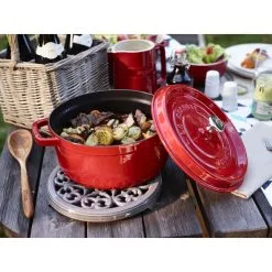 Staub 26 Cm Round Cast Iron Cocotte Cherry 11 Staub 26 Cm Round Cast Iron Cocotte Cherry -Knives & Scissors Sales Store 000017190