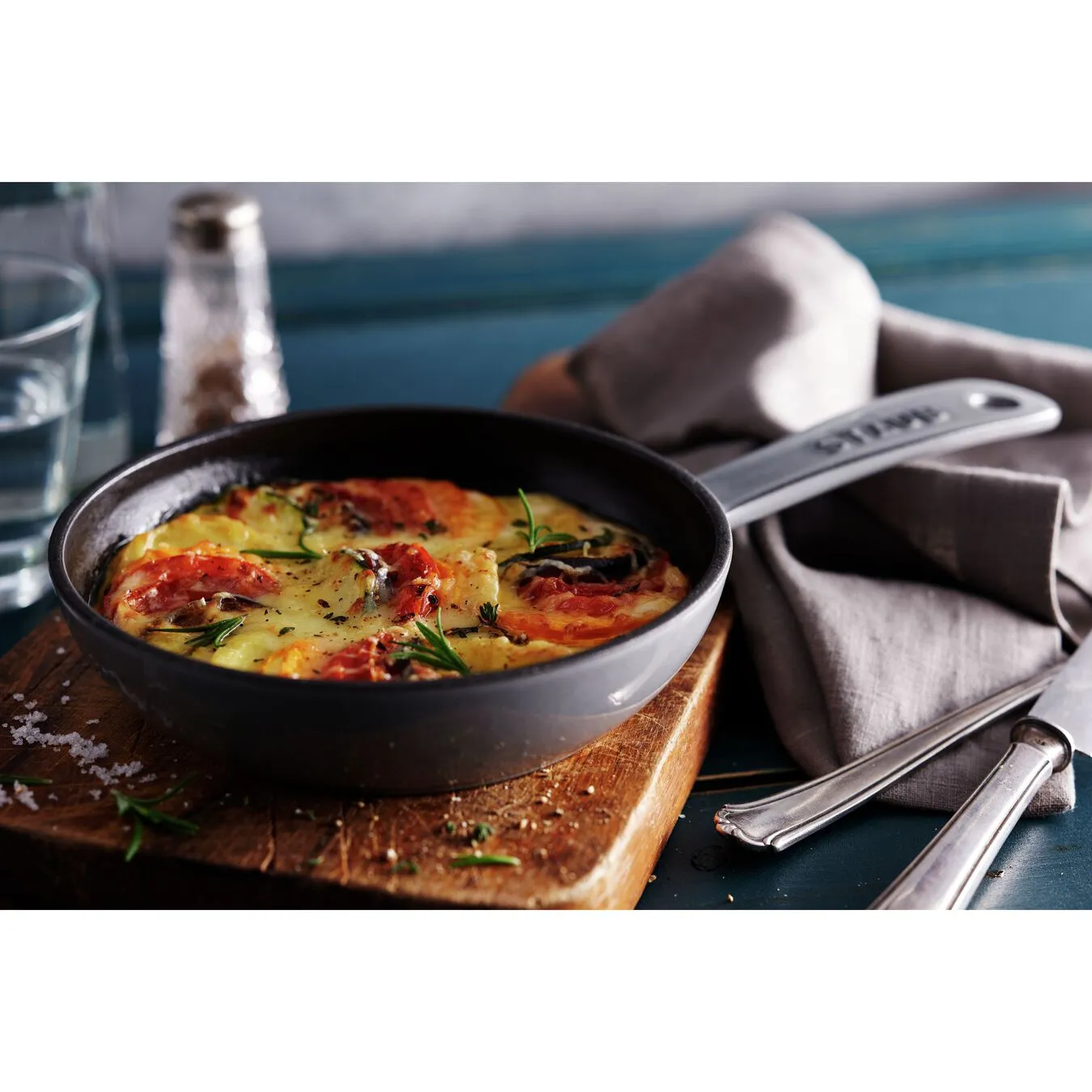 Staub 16 Cm Cast Iron Frying Pan Graphite-grey 3 Staub 16 Cm Cast Iron Frying Pan Graphite-grey - Image 3