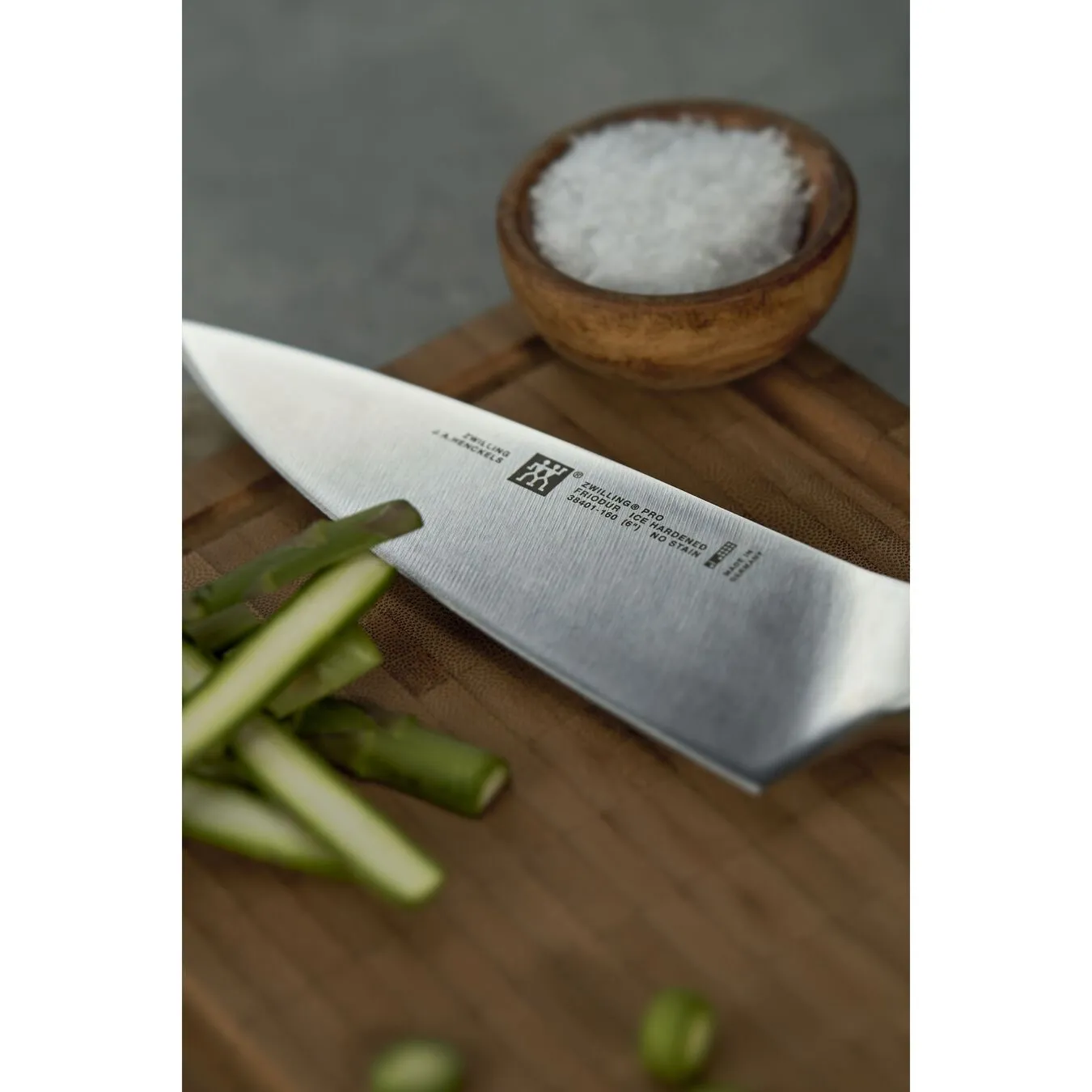 Zwilling 18 Cm Chef's Knife 4 Zwilling 18 Cm Chef's Knife - Image 4
