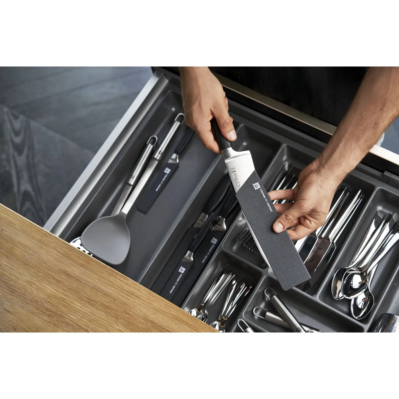 Zwilling 27 Cm Plastic Knife Sheath 3 Zwilling 27 Cm Plastic Knife Sheath - Image 3