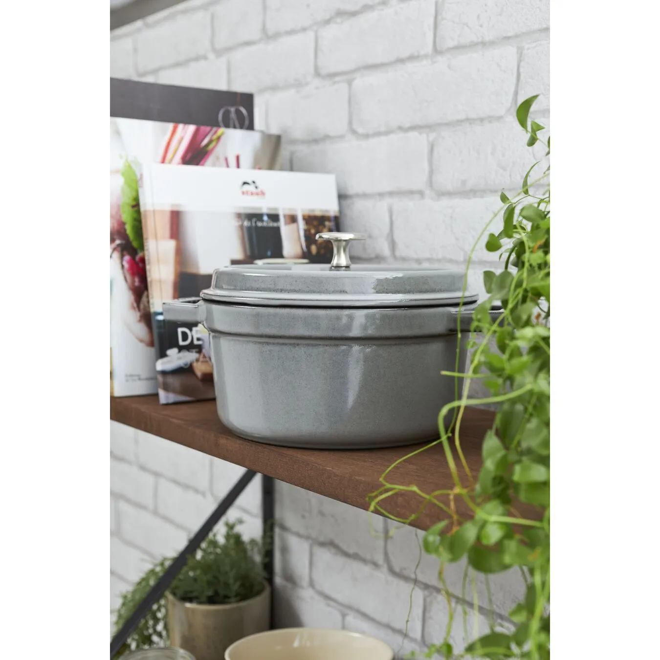 Staub 16 Cm Round Cast Iron Cocotte Graphite-grey 5 Staub 16 Cm Round Cast Iron Cocotte Graphite-grey - Image 5